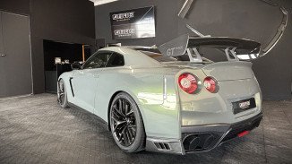 AERO Heckflügel GT-Track Schwanenhals Carbon für Nissan GTR R35 von Tutty Tran
