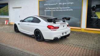 Beispielbild (BMW M6 F13) AERO Heckflügel GT-Track Schwanenhals Carbon
