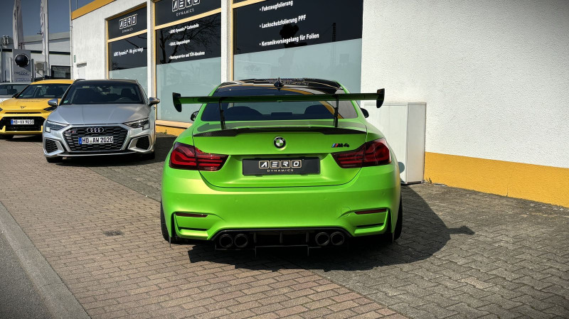 AERO Heckflügel GT-Flex 140 cm, BMW M4 F82, niedrigste Höheneinstellung