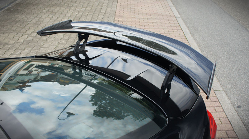 AERO Heckflügel GT-Flex Curved Carbon • Beispielbild Draufsicht