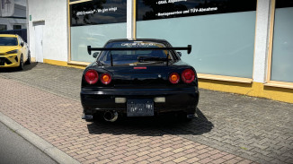 AERO Heckflügel GT-Flex mit 140 cm Spannweite beim Nissan Skyline R34