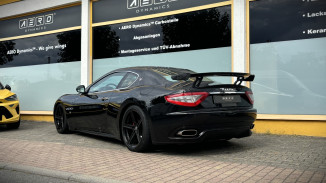 AERO Heckflügel GT-Flex Curved für Maserati GranTurismo. Niedrigste Höhenposition