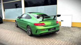 AERO Heckflügel GT-Flex 140cm. Hier am C43 AMG, niedrigste Höhenposition